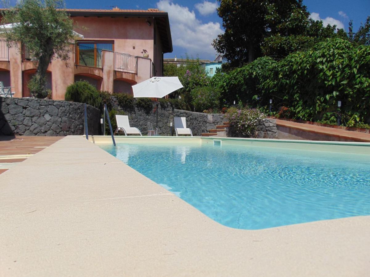 La Corte Di Bafe B&B "Slow Life" Zafferana Etnea Exteriör bild