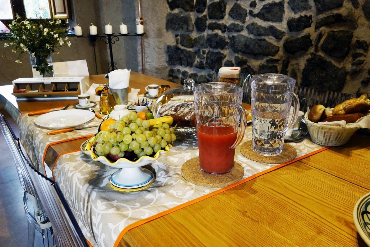 La Corte Di Bafe B&B "Slow Life" Zafferana Etnea Exteriör bild
